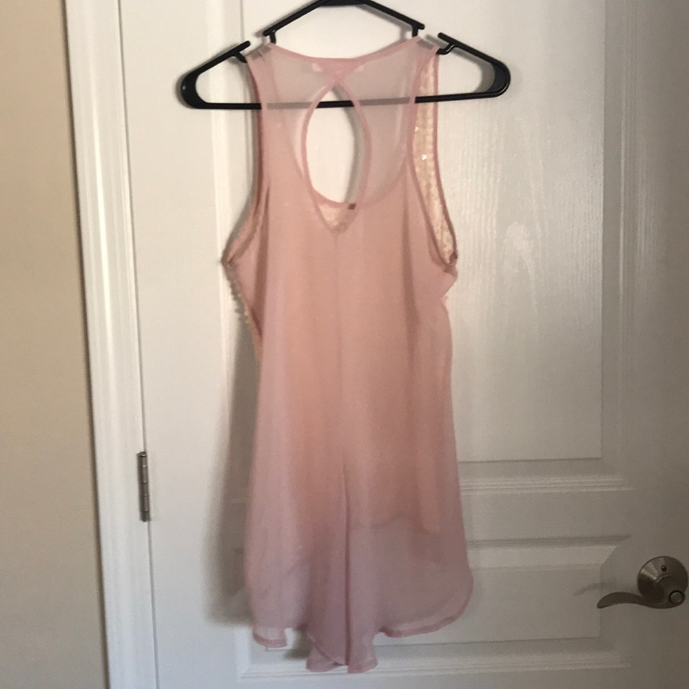 Top - Picture 2 of 2
